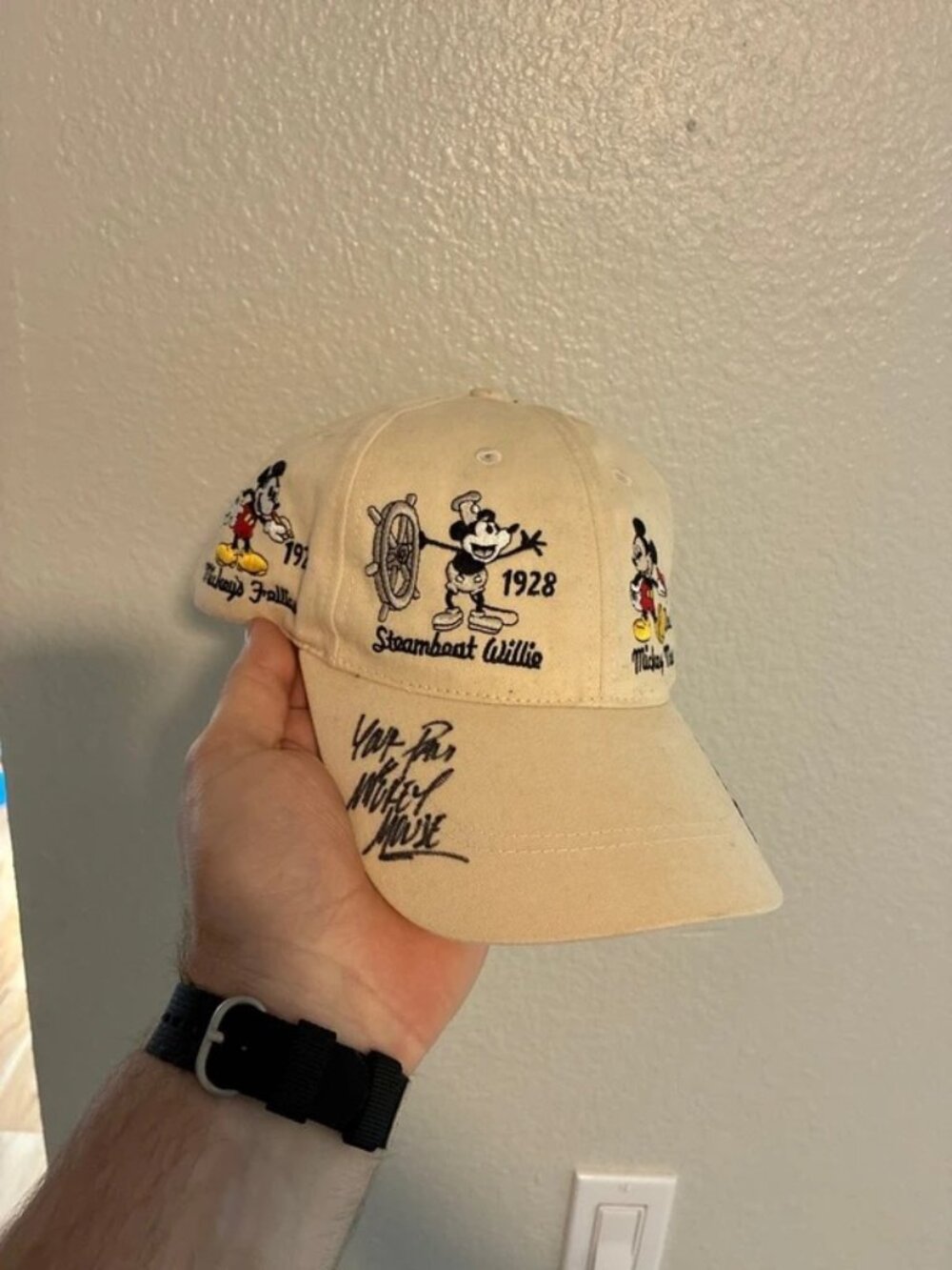 Disney Mickey Mouse Hat - Cream